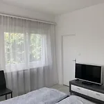 Szallaspartner Maganszallas Konukevi 3*