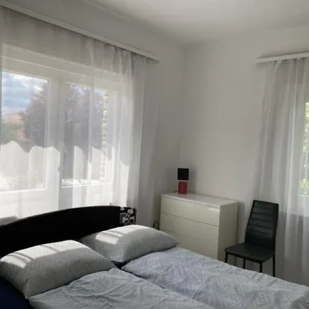 Guest house Szallaspartner Maganszallas 3*