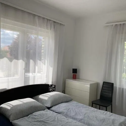 ゲストハウス Szallaspartner Maganszallas 3*